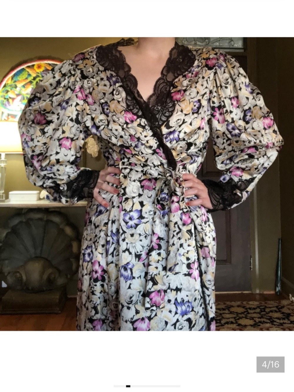Dior Floral Wrap Robe with Black Lace Trim and Pink Accents - Picture 3 of 5